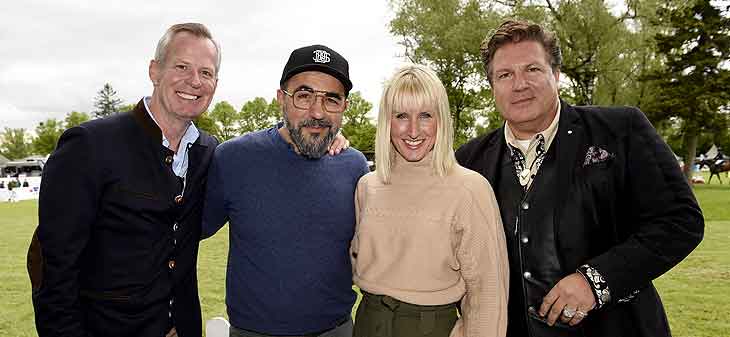 Frank Schneppendahl (Hauck Aufhäuser Lampe), Adnan Maral und Franziska Maral, Francis Fulton-Smith bem Welcome-Abend Pferd International 2023 auf der Olympia-Reitanlage in München Riem am 18.05.202 (©Foto: Agency People Image, Michael Tinnefeld) 